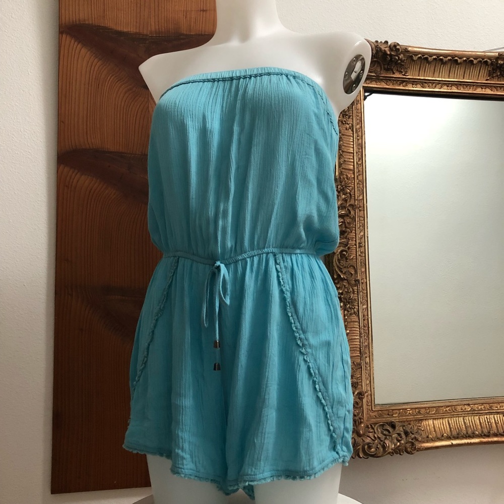 ⚡️ Strapless beachy romper